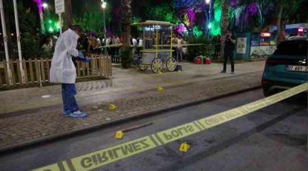 Antalya'da silahlı sopalı kavga