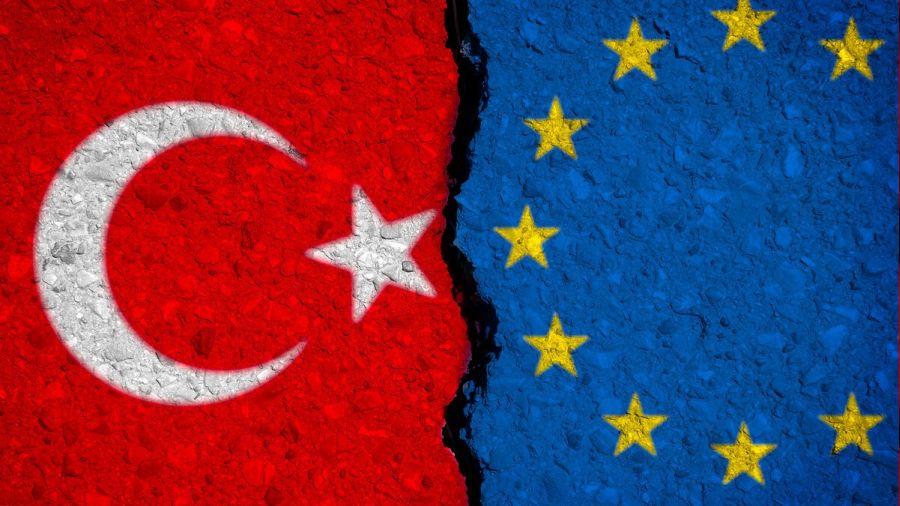 Avrupa Birli�i'nden T�rkiye'ye K�br�s �art�