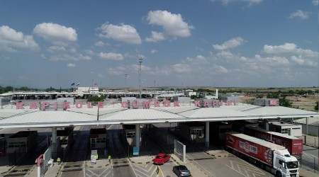 Avrupa’ya açılan kapılar kapatıldı