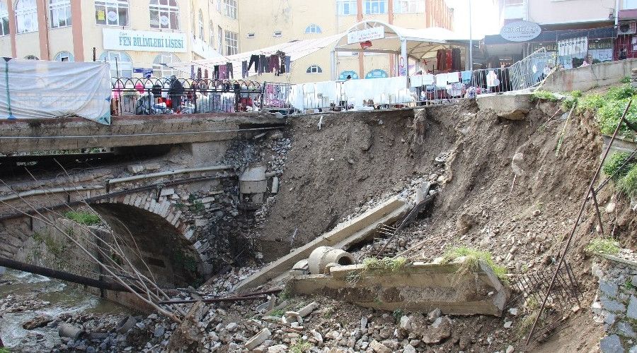 Aydın'da tehlikeli pazar alışverişi