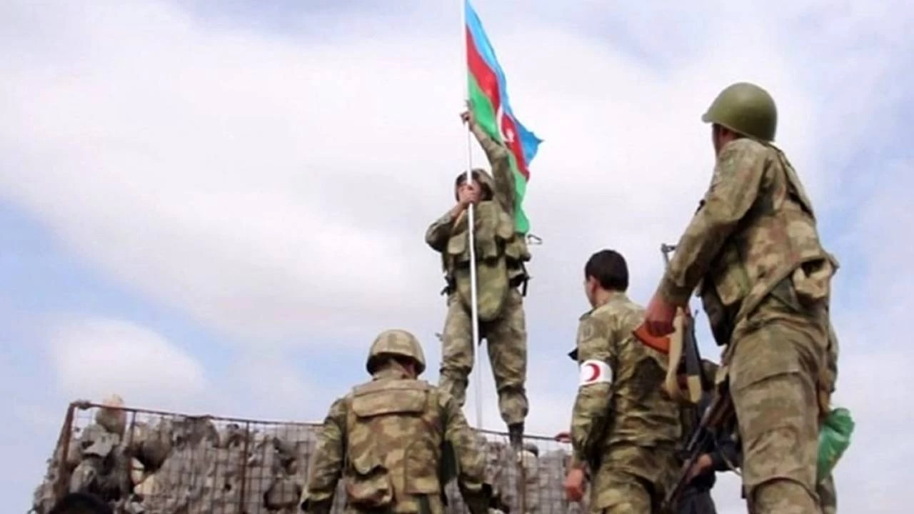 Azerbaycan, Ermenistan'n igali altndaki 4 ky geri istedi