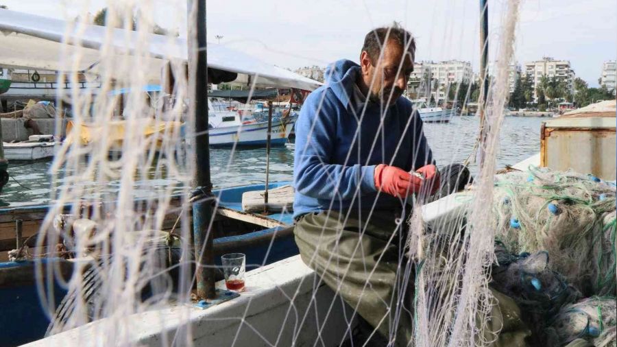 Bal�k��lar�n zorlu a� m�cadelesi