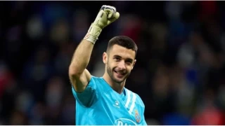 Barcelona, Espanyol'dan kaleci Joan Garcia'y transfer etti