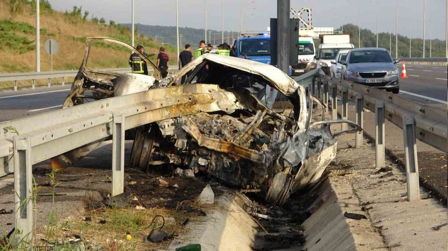Bariyerin nnden girip arkasndan kt: 2 l, 1 yaral