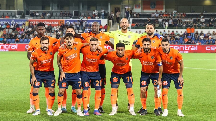 Başakşehir tur için Belçika'da