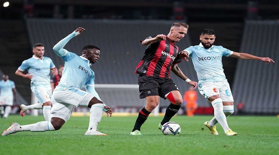 Başakşehir'e bir darbe de Karagümrük'ten