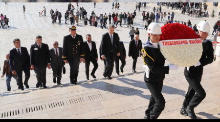 Trabzonspor yönetimi Ata'nın huzurunda