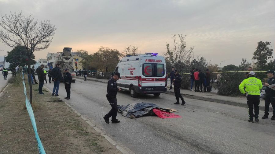 Beton mikserinin altında kalan 14 yaşındaki bisikletli gencin acı sonu
