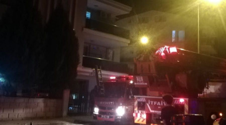Bilgisayar kasasından çıkan yangın panikletti