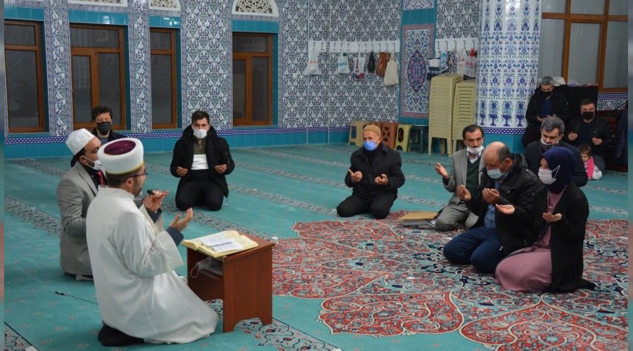 Bir ayda Ukraynalı iki kadın Müslüman oldu