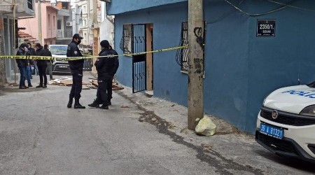Boğazı kesilerek öldürülen kadının oğlu tutuklandı