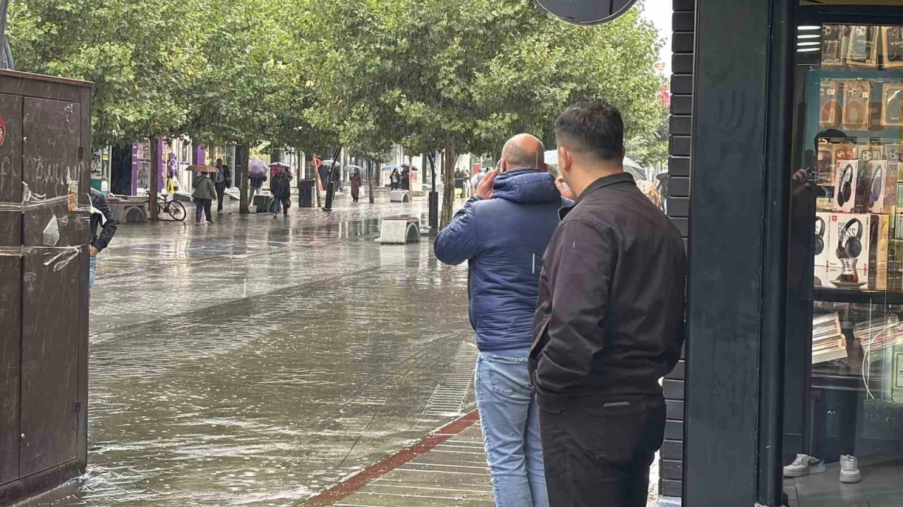 Bolu'da yağmur etkili oldu