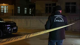 Bo�anma a�amas�ndaki kocas� taraf�ndan vurulan kad�n �ld�