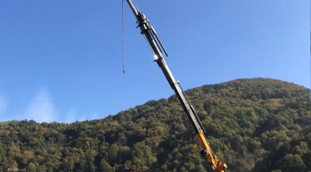 Bozulan vincin tepesinde mahsur kaldı