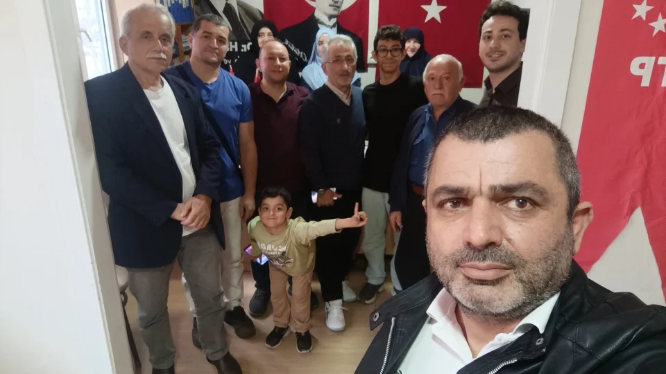 BTP Giresun �l Ba�kanl����ndan co�kulu 25. y�l kutlamas�