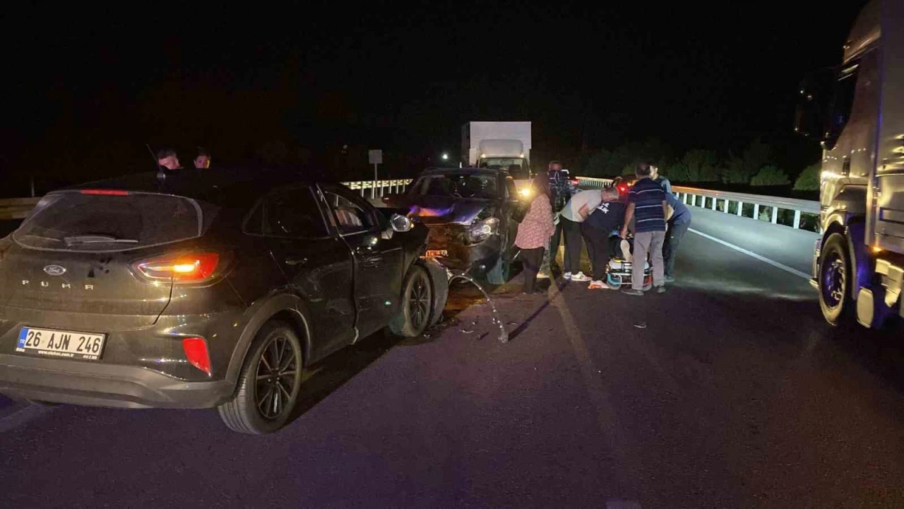 Burdur-Antalya Karayolu'nda kaza: 6 yaralı
