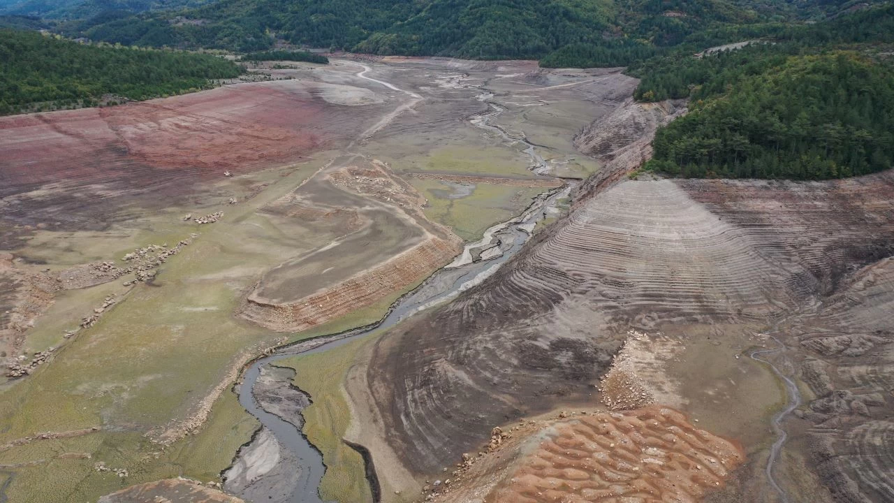 Bursa'n�n barajlar�nda su kalmad�