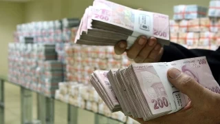 Bütçe yeni yıla 150.7 milyar liralık dev açıkla başladı
