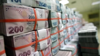  Bütçede devasa açık