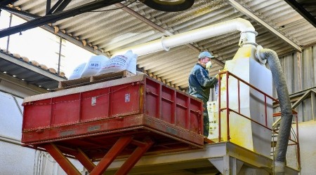 Büyükşehir buz çözücü solüsyonunu kendisi üretti