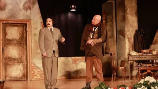 "Buzlar ��z�lmeden" oyunu Trabzon'da sahnelenmeyi s�rd�recek