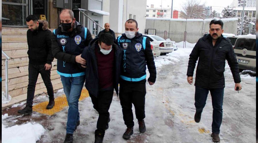 Çalıştığı bankadan 140 bin Euro çaldı