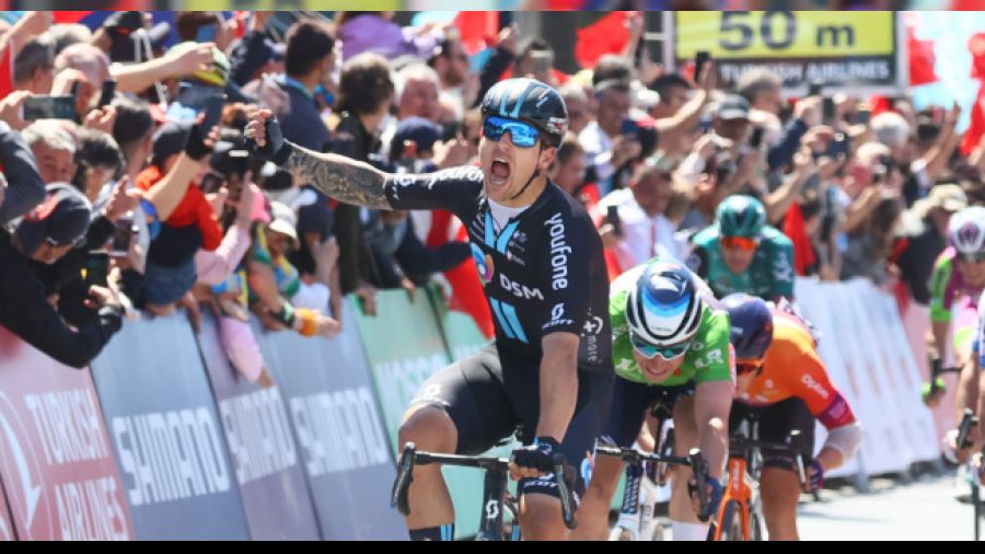 �eki�meli etab� Welsford kazand�