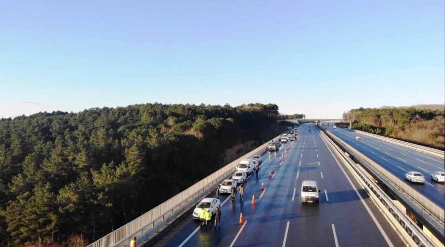 Çekmeköy'de 19 araç birbirine girdi