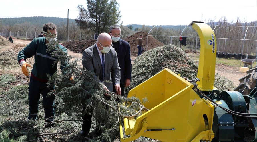 Çevresel atıklar gübreye dönüştürülüyor