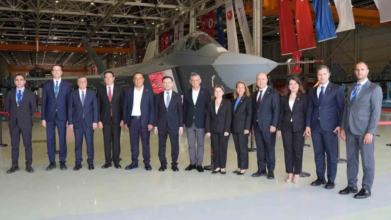 CHP lideri zel'den KAAN paylam