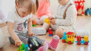 ocuklarn geliiminde oyuncaklarn rol byk