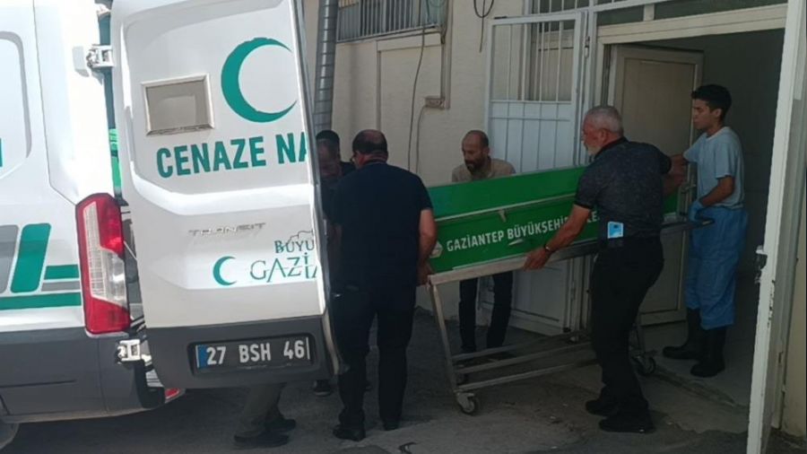 Çocukların kavgası büyüyünce 1 kişi öldü