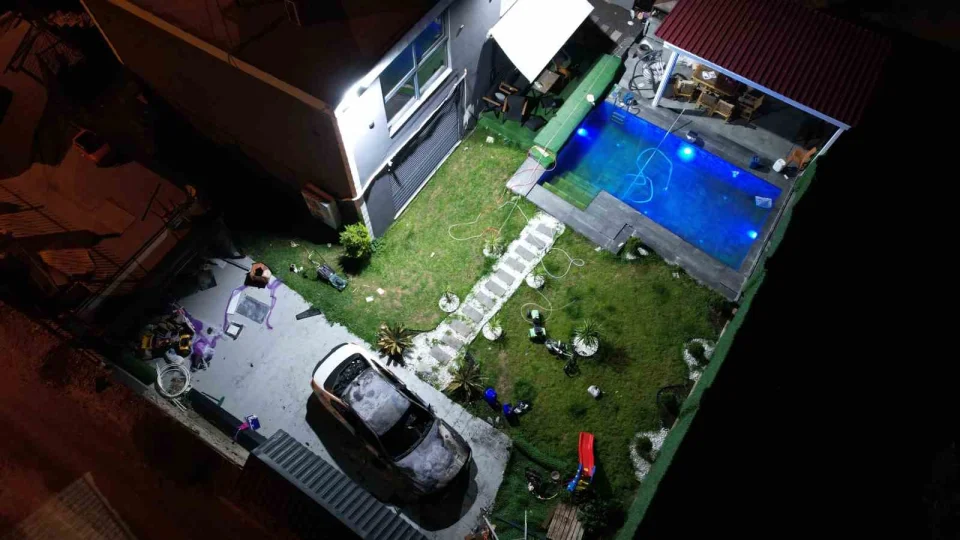 �ocuklar�n� katletmeden dakikalar �nce e�ine mesaj atm��