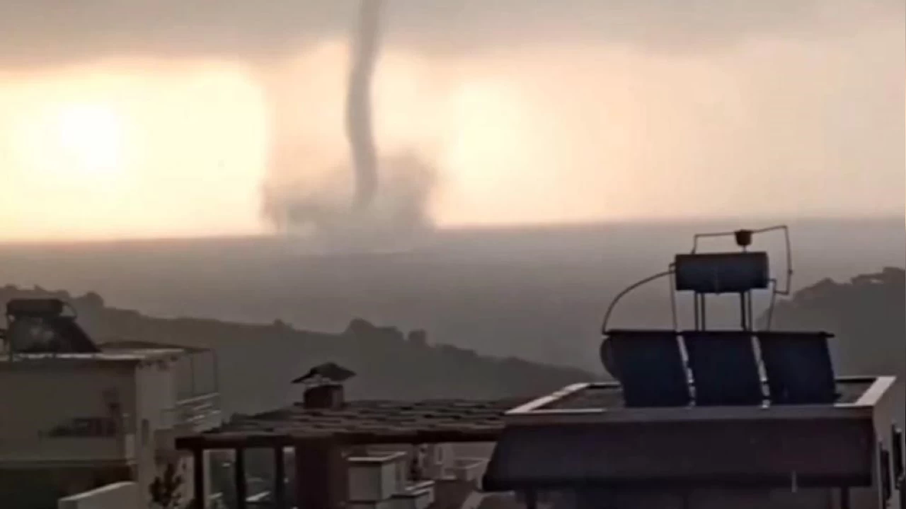 'Deniz suyunun ısınması hortumları ve meteorolojik olayları artırıyor"