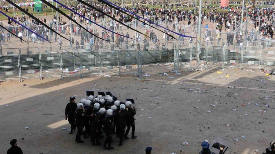 Diyarbak�r'da 200'e yak�n g�zalt�