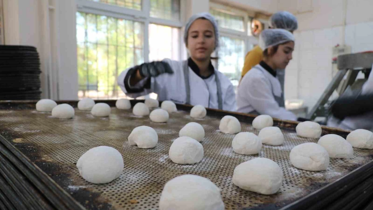 Diyarbakır'daki meslek liselerinin geçen yılki cirosu 230 milyon lira
