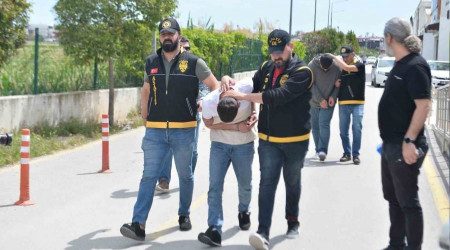 Düğüne giden çift çatışmanın arasında kaldı: 1 ölü 1 yaralı