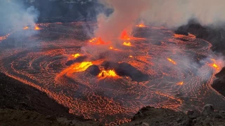 Dünyanın en aktif yanardağı Hawaii Adaları'nda bulunuyor