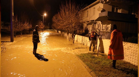 Edirne'de çok sayıda evi su bastı