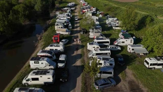 Edirne'de oteller doldu, ziyaret�iler �ad�r ve karavanlara y�neldi