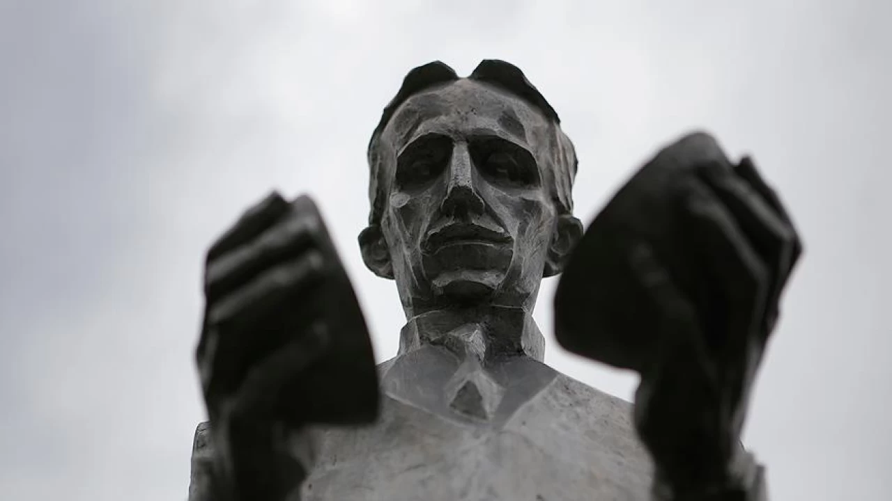 Edison ile Tesla neden fikir ayrılığına düştü?