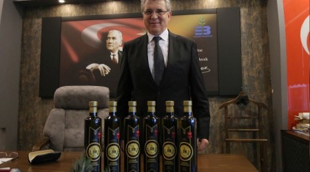 Edremit Belediyesi zeytinyağı satışa hazırlanıyor