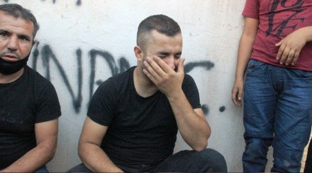Ekmek teknesinin yanmasını gözyaşları içinde izledi