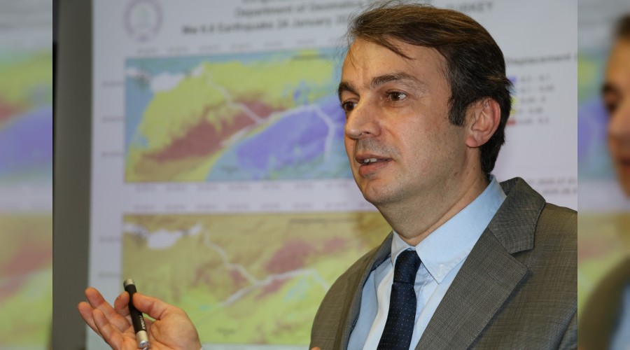 Elazığ depremi coğrafyayı deforme etti