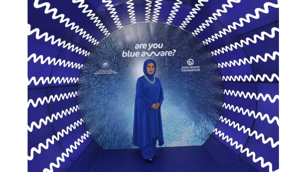 Emine Erdoan: "Elde ettiimiz her baarda insanln refahna katk sunmann kelimelere smayan mutluluunu yayoruz"