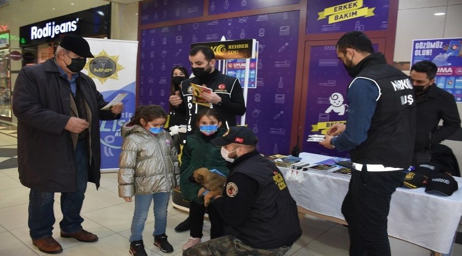 'En İyi Narkotik Polisi: Anne'
