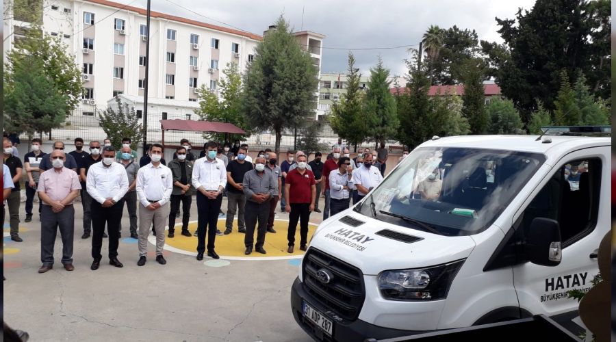 Ersan ��retmen son yolculu�una u�urland�