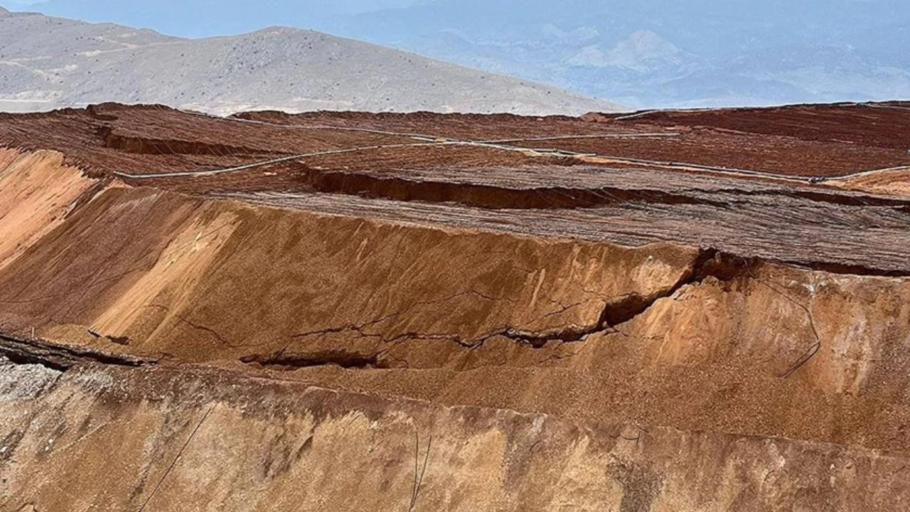 Erzincan'daki maden kazas�nda tutuklanan zanl�lar�n ifadeleri: �atlaklar� g�rd�k, Amerika'daki merkeze bu durumu bildirdim