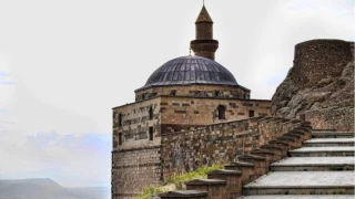 Eski Bayezid Camii: Doğubayazıt'ın tarihi mirası