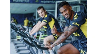 Fenerbah�e, Be�ikta� derbisi haz�rl�klar�na ba�lad�